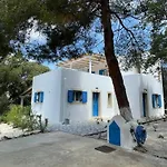 Villa The Velanidies - οι βελανιδιές Agia Marina (Leros)