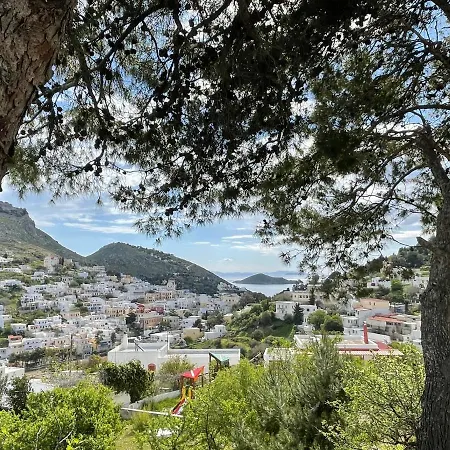 The Velanidies - οι βελανιδιές *