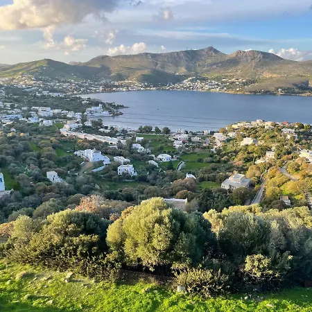 The Velanidies - οι βελανιδιές *