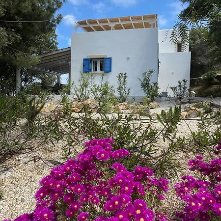 The Velanidies - οι βελανιδιές