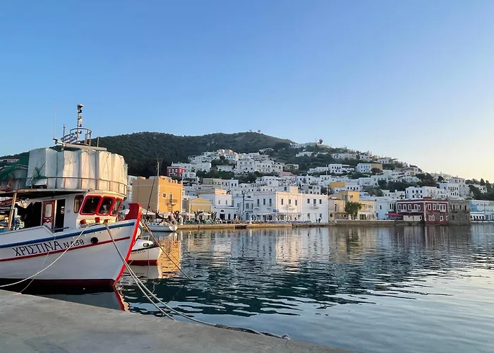 The Velanidies - οι βελανιδιές * اجيا مارينا