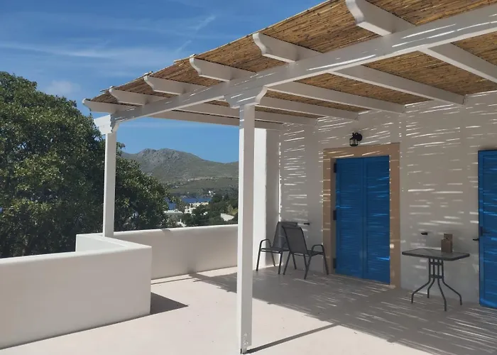 فيلة The Velanidies - οι βελανιδιές *