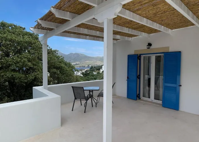 The Velanidies - οι βελανιδιές فيلة