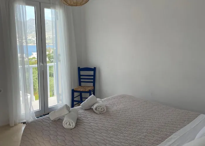 The Velanidies - οι βελανιδιές اجيا مارينا